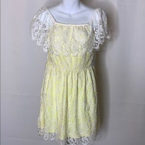 NWT Adam Levine lace dress size - M